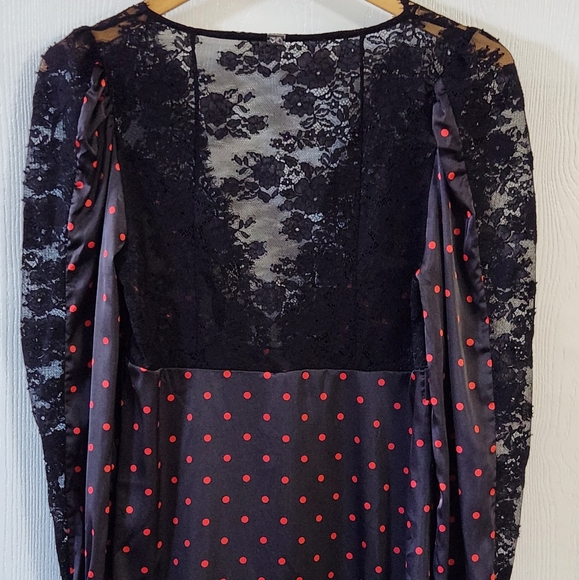 New!For Love And Lemons‎ Melrose Robe - Picture 14 of 15